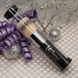 It Cosmetics Heavenly Luxe™ Airbrush Powder & Bronzer Brush No. 1 (#2)